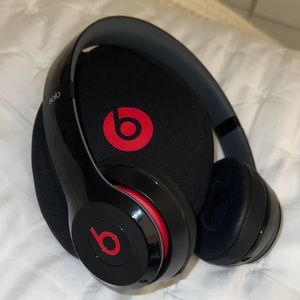 Beats by Dr. Dre Solo Wireless On-Ear Headphones - Black/Red